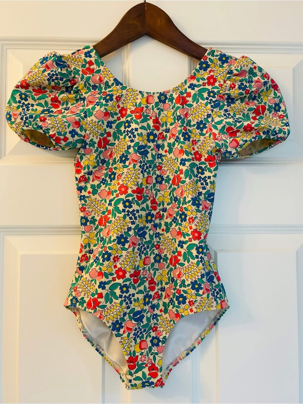 Mini Boden puff-sleeve floral bathing suit 8/9